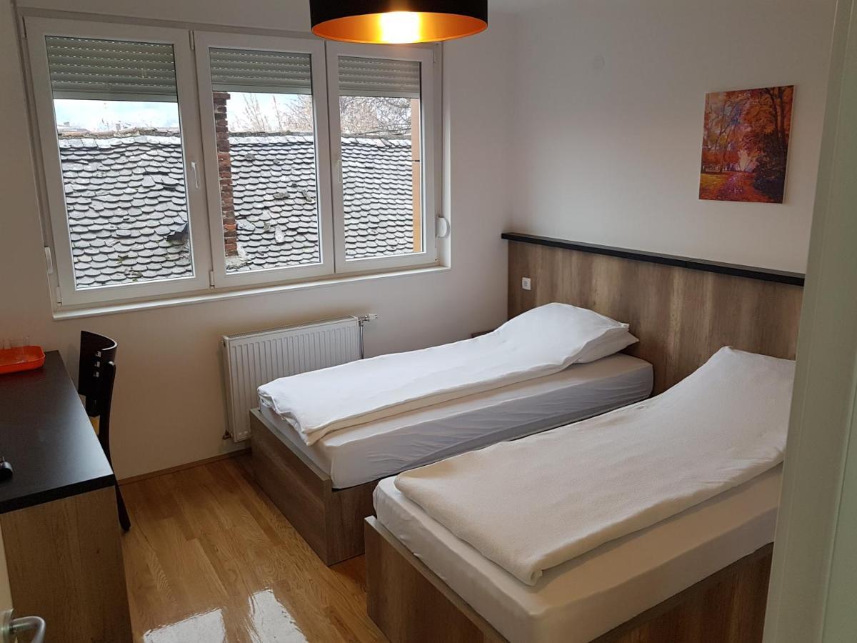 Apartmani Simić Quatro Valjevo Zewnętrze zdjęcie